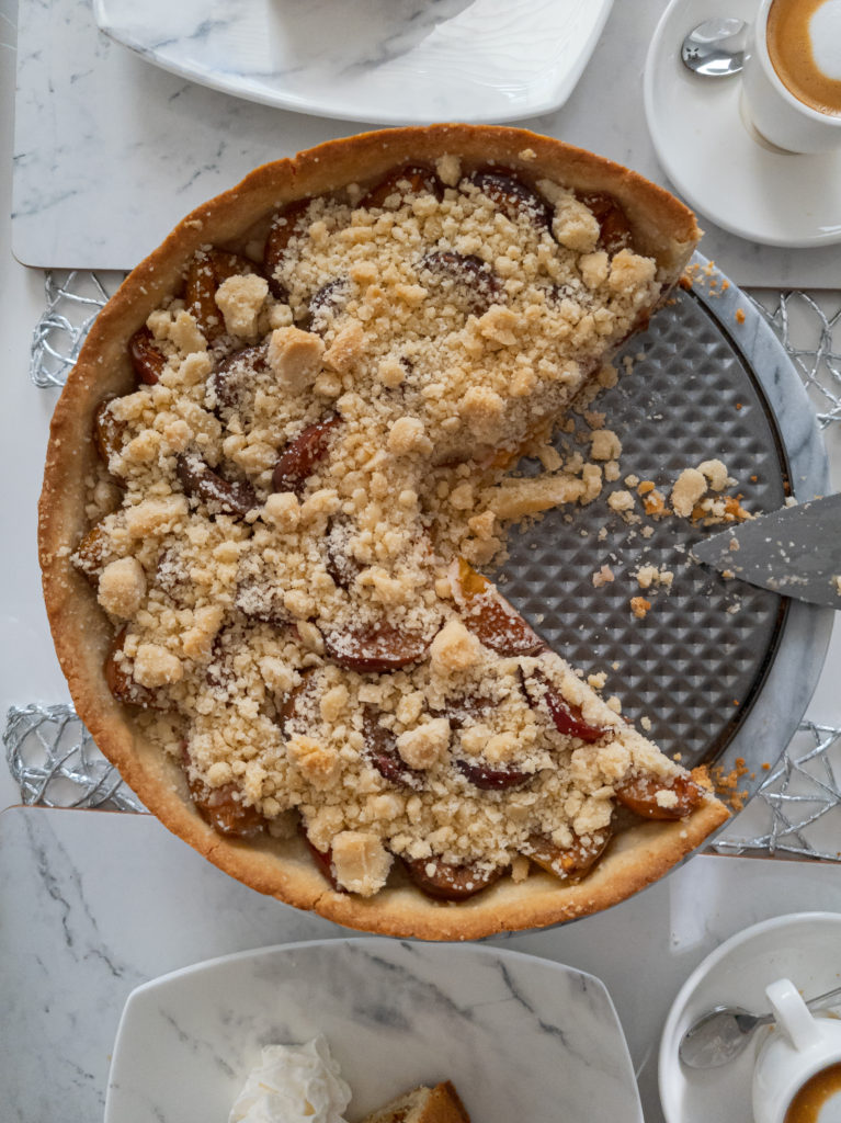 Plum Pie with Vanilla Streusel Topping
